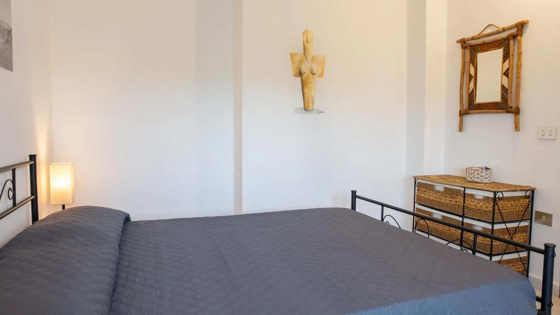 Casa Elisa La Caletta Apartment 0*,  Italy